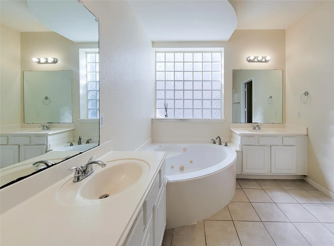 Photo of 17314 Winfield Square