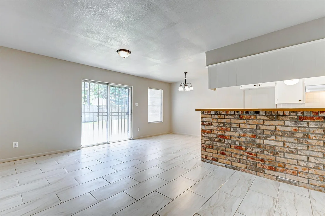 Photo of 5318 Botany Lane