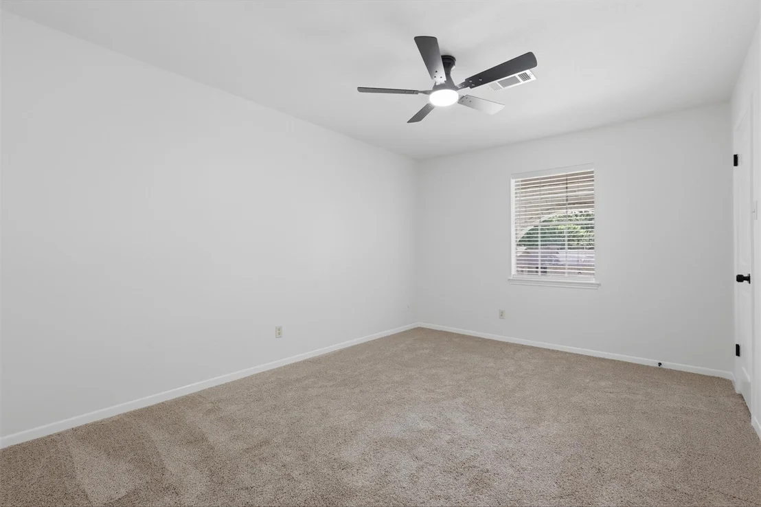 Photo of 16306 Mill Point