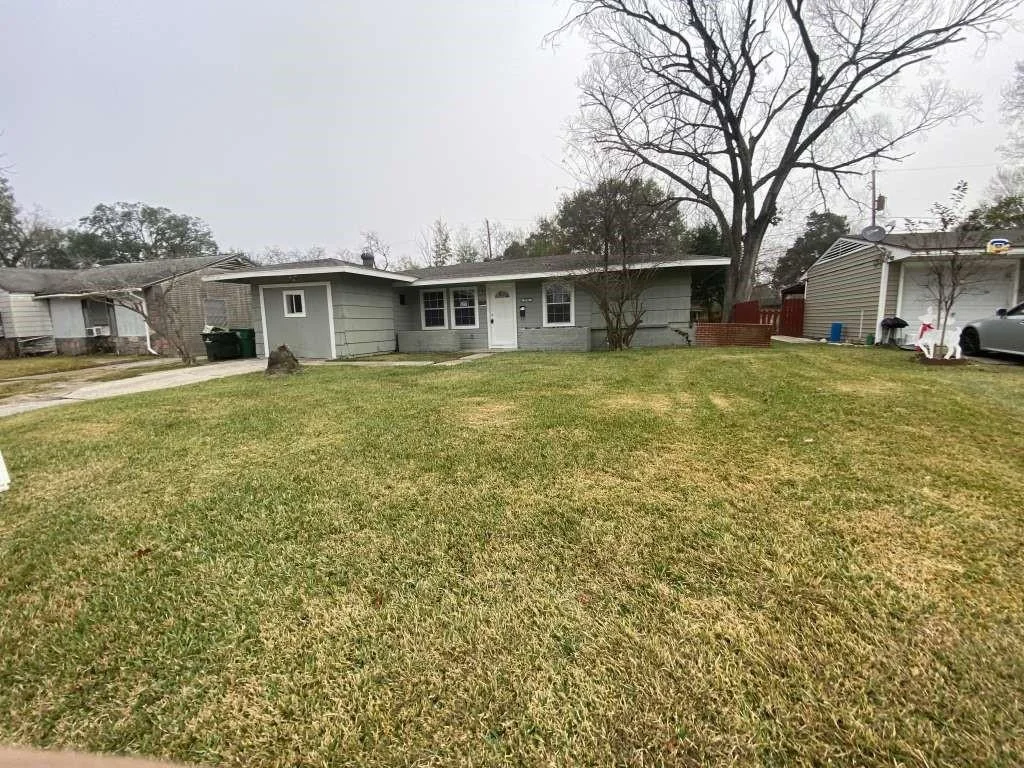 Photo of 5251 Perry Street