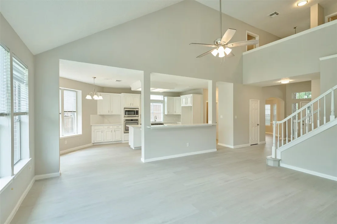 Photo of 12415 Shadowknoll Drive