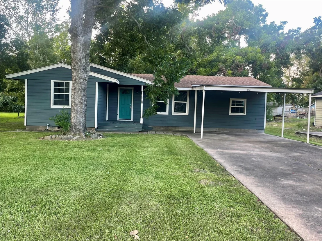 Photo of 618 W Peach Street