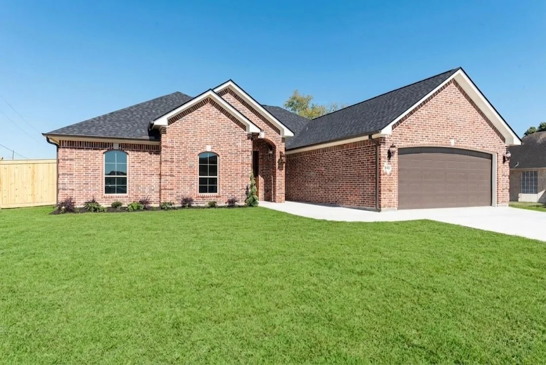 Photo of 8390 Westgate