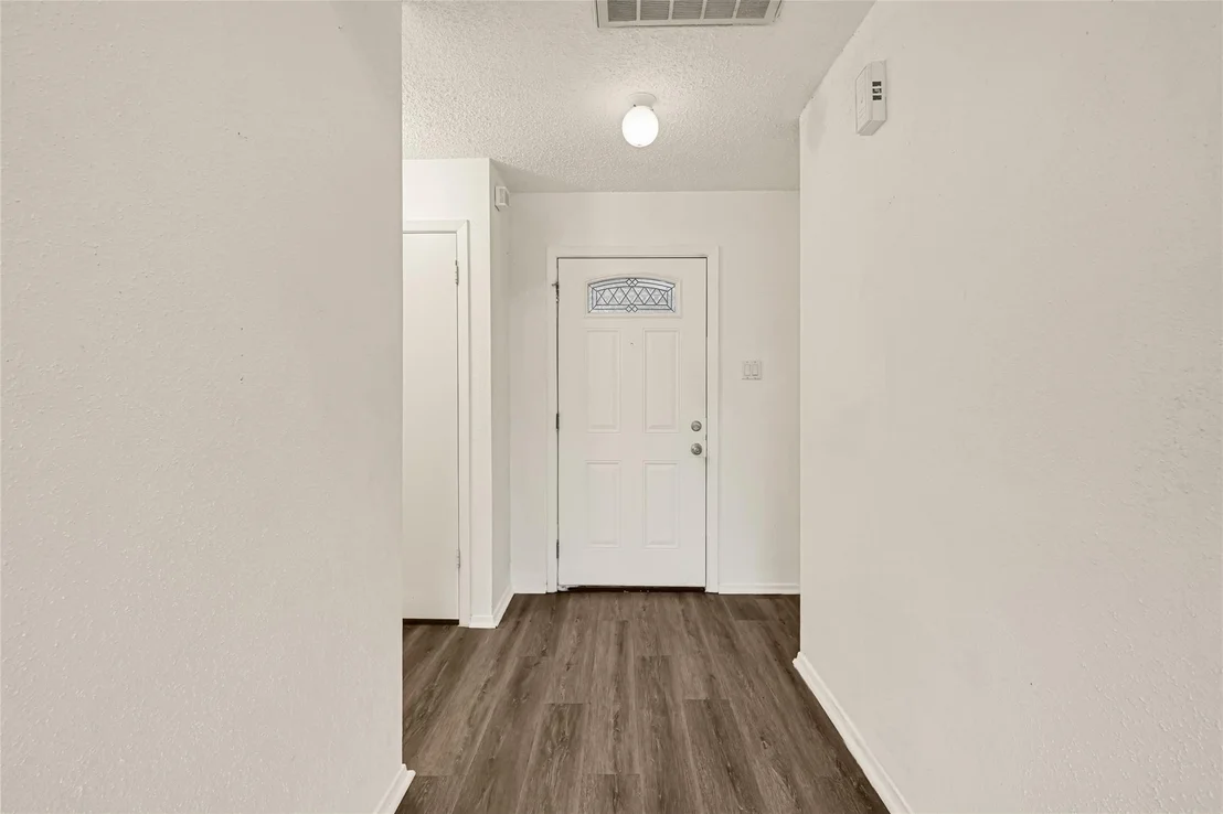 Photo of 10802 Forest Leaf Drive
