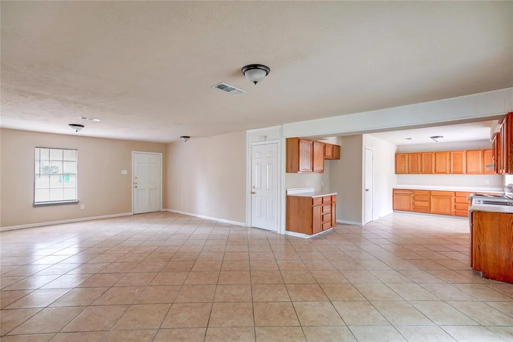 Photo of 306 Hollywood Drive