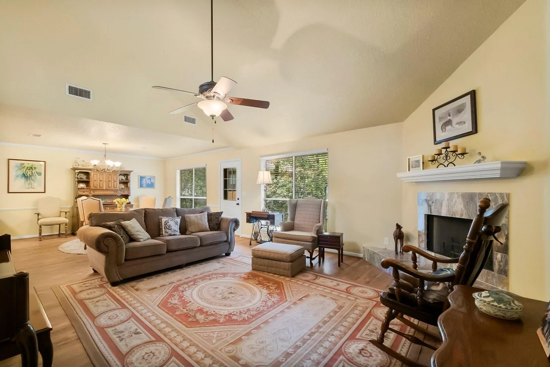 Photo of 292 Apple Valley Drive