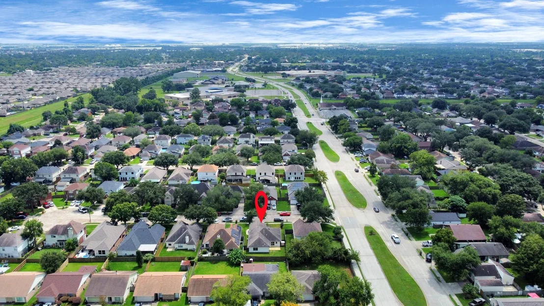 Photo of 15307 Streatham Circle