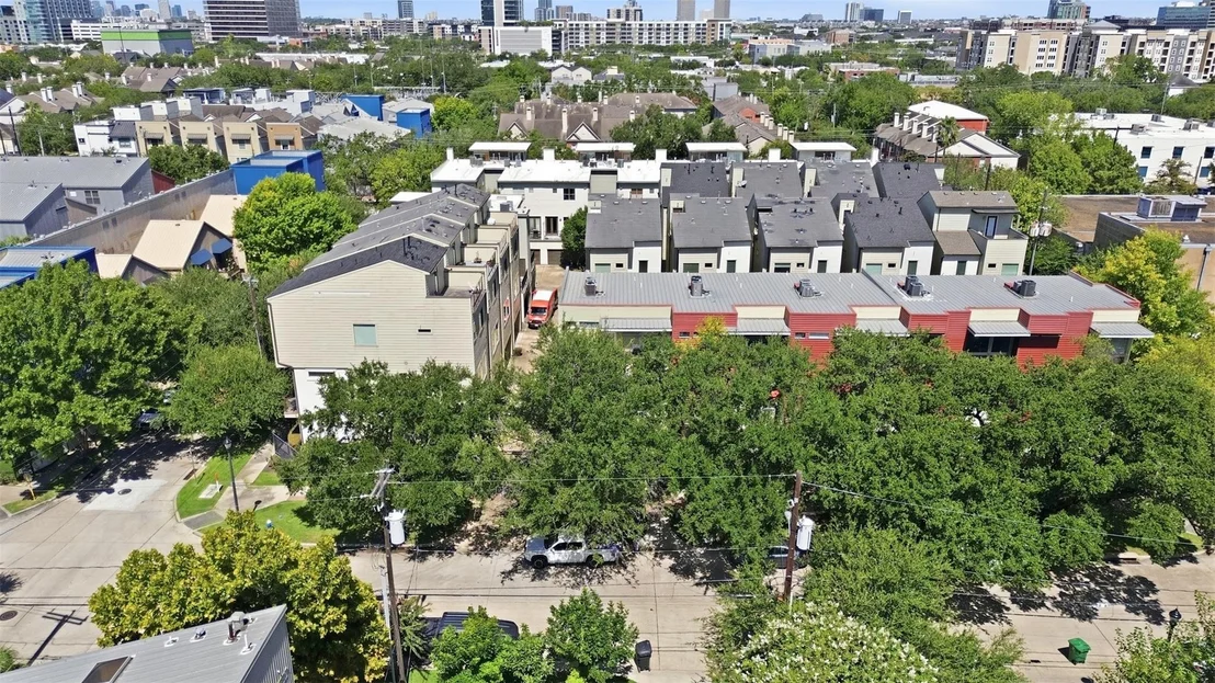Photo of 2718 Jackson Street