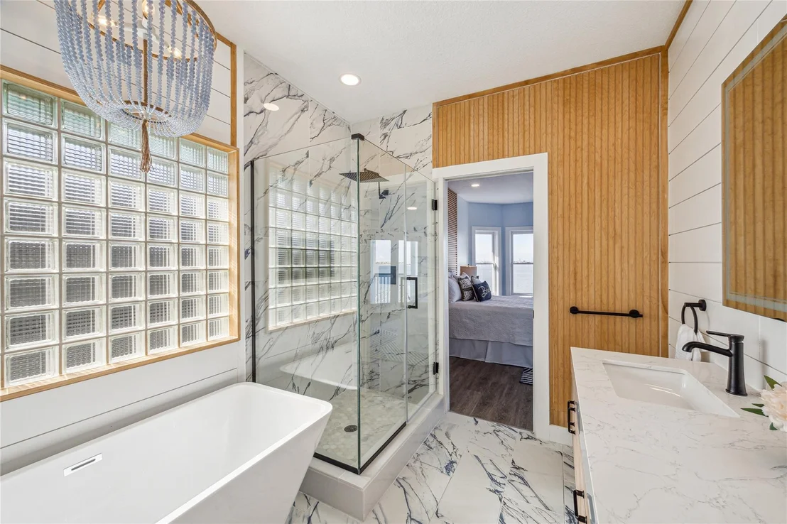 Photo of 1322 Outrigger