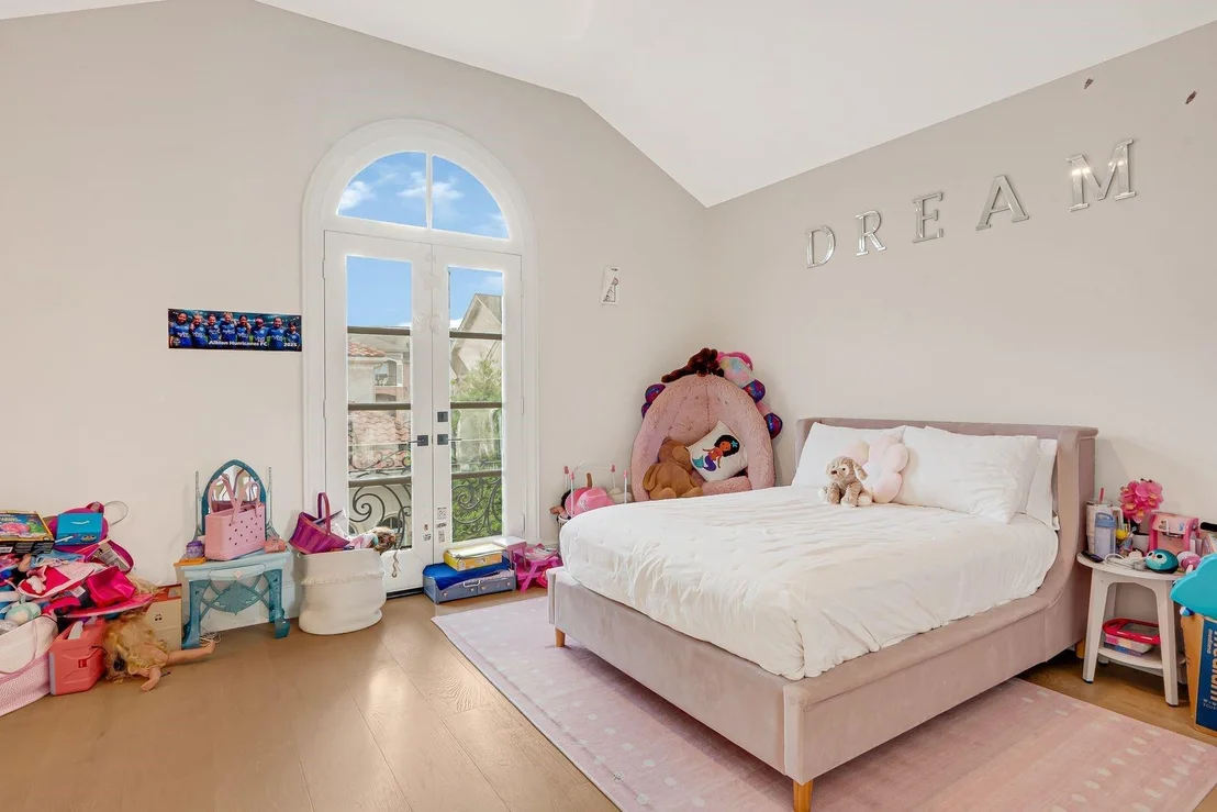 Photo of 2706 Tudor Manor