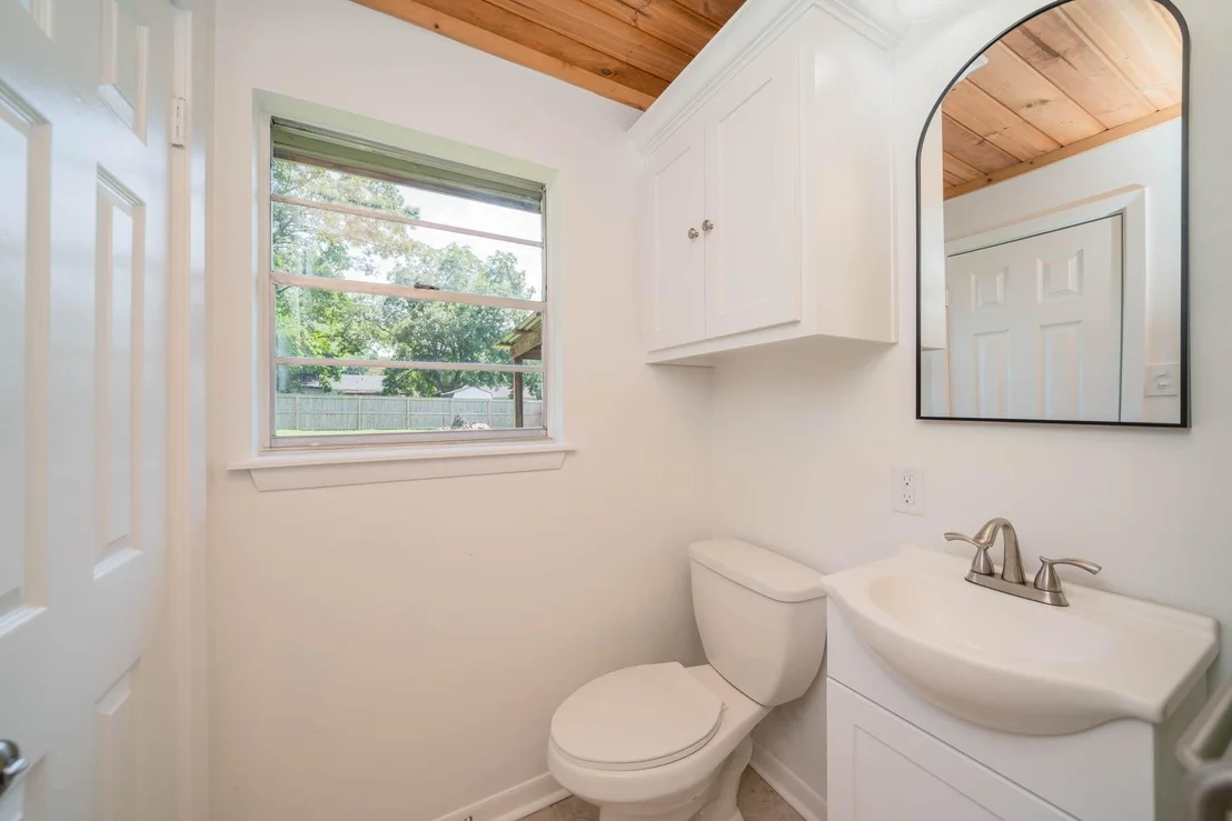Photo of 818 Bean Ave
