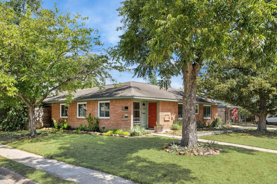 Photo of 5234 Libbey Lane
