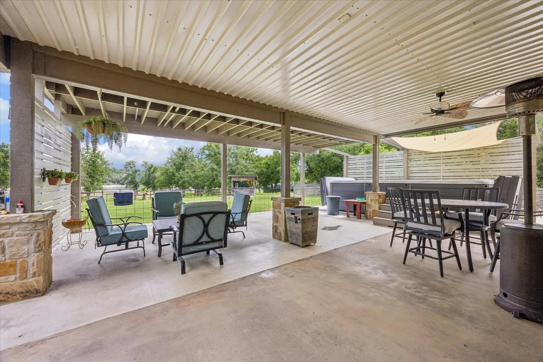 Photo of 511 Chimney Cove Drive