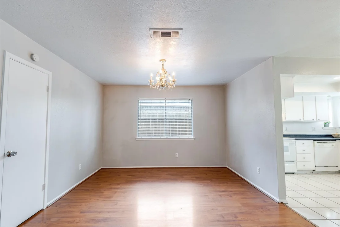 Photo of 23114 Harpergate Drive