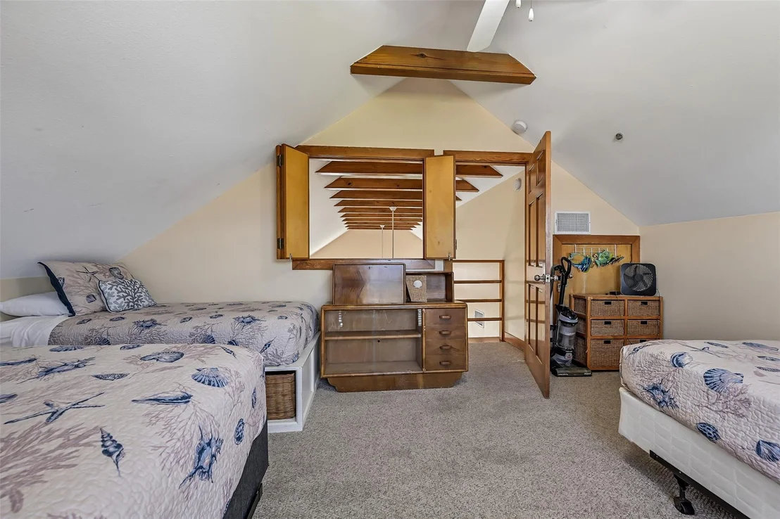 Photo of 4018 Reeves Drive