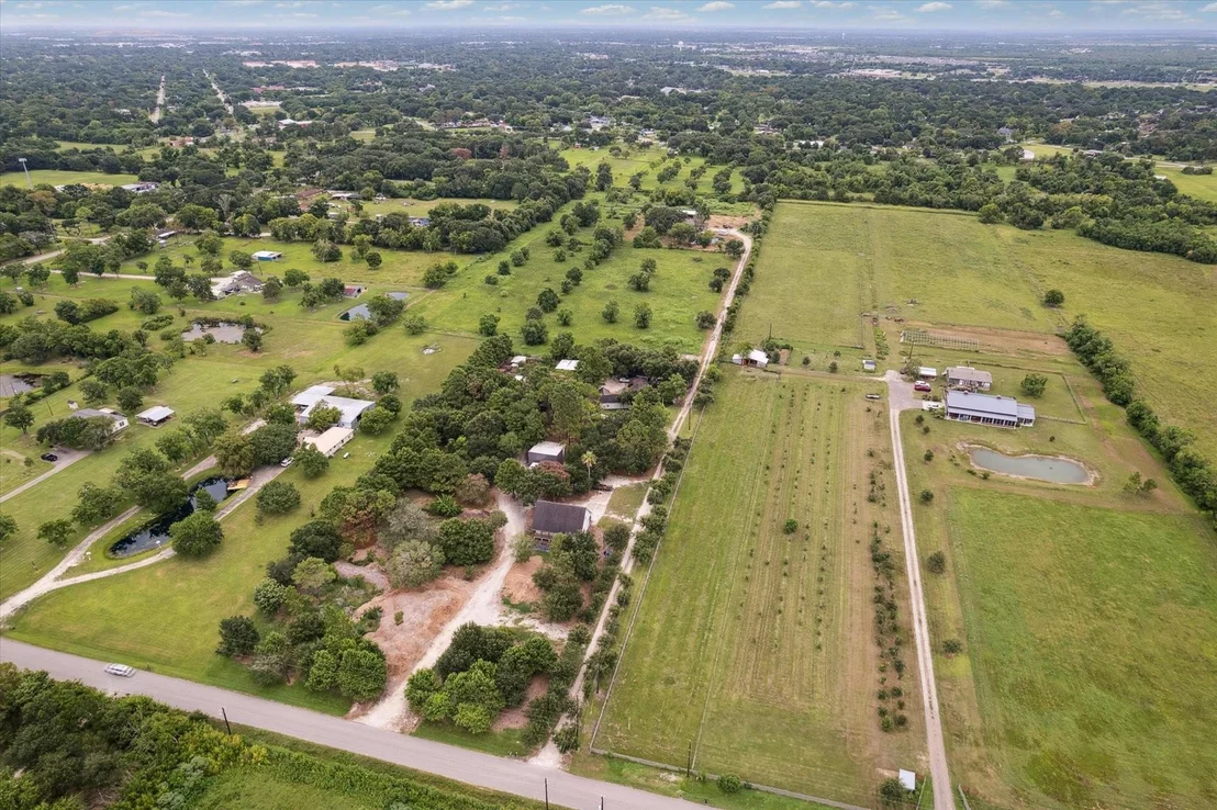 Photo of 1711 County Road 284