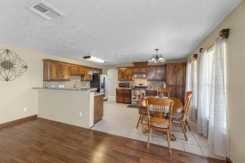 Photo of 1112 Misty Way Drive