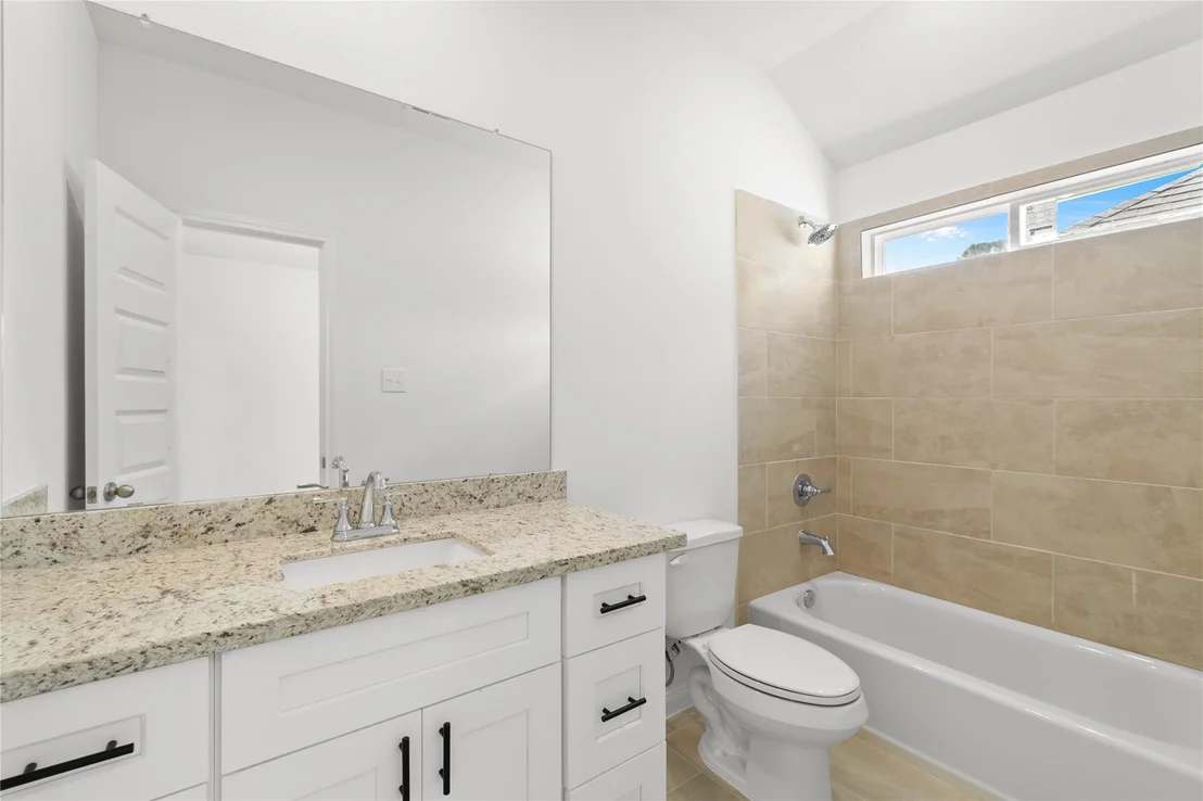 Photo of 1822 Archwood Drive