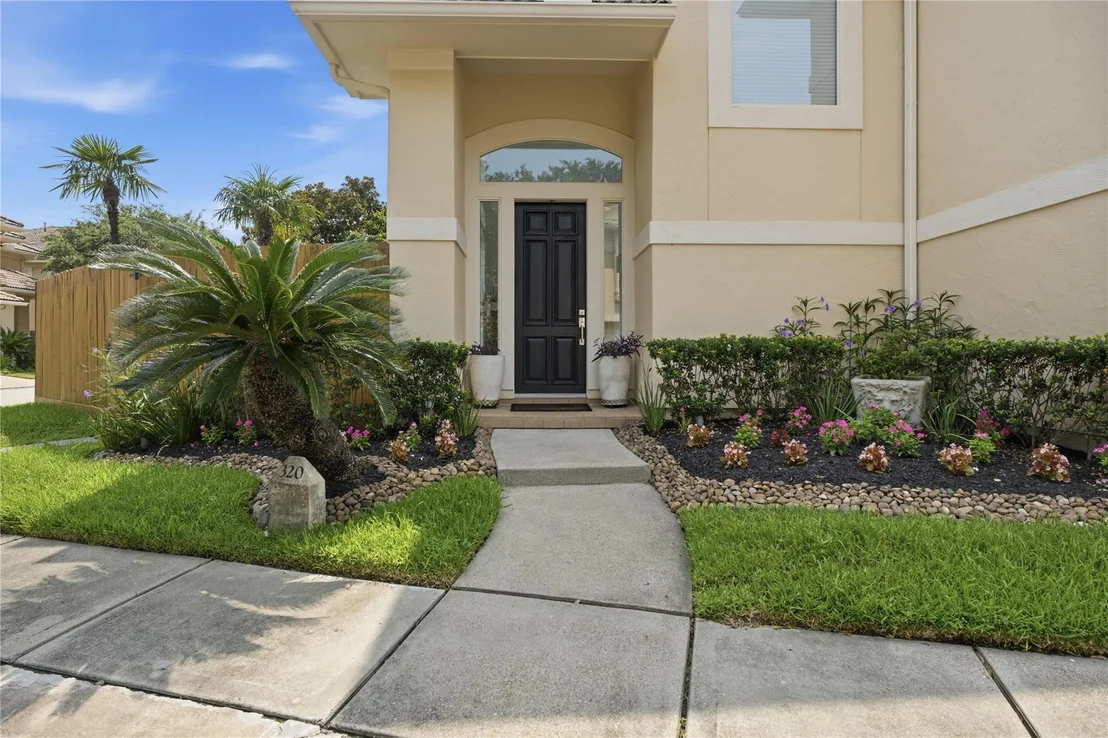 Photo of 320 Harborside Circle