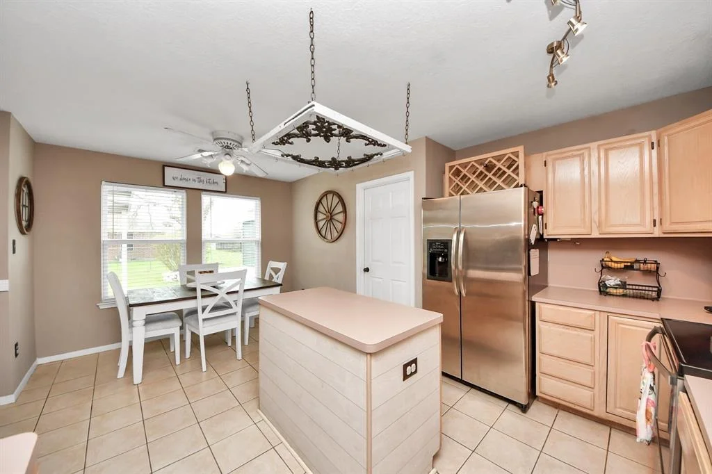 Photo of 2410 Lily Lane