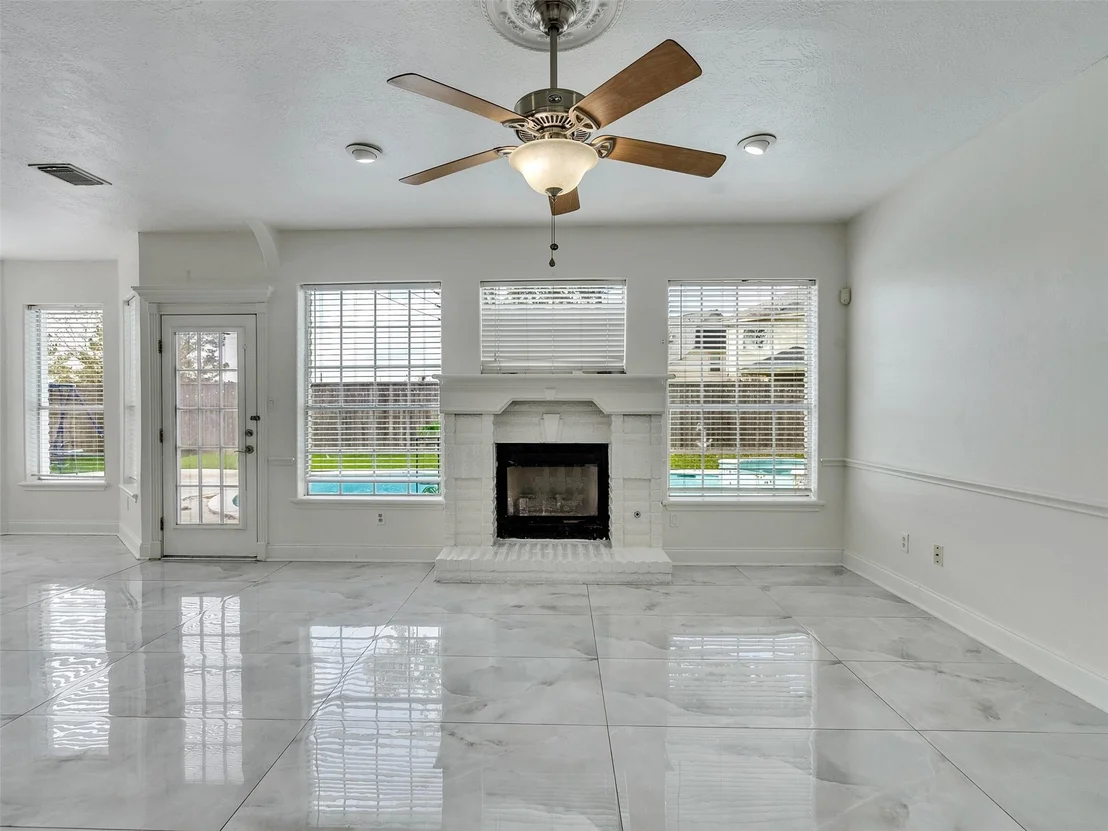 Photo of 12403 Millvan Drive