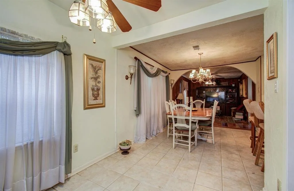 Photo of 7310 Bastogne Road