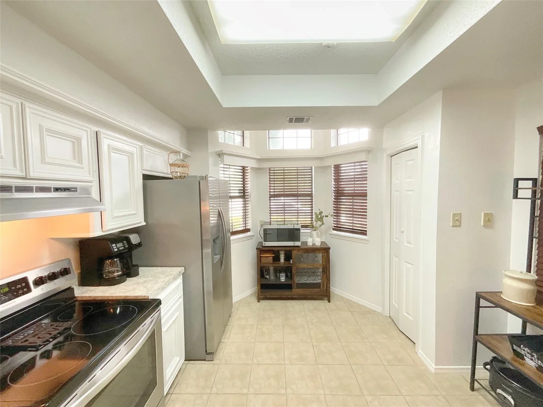 Photo of 1155 Holbech Lane