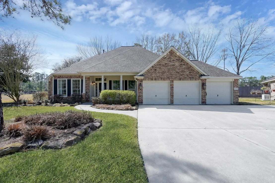 Photo of 25536 Richards Road
