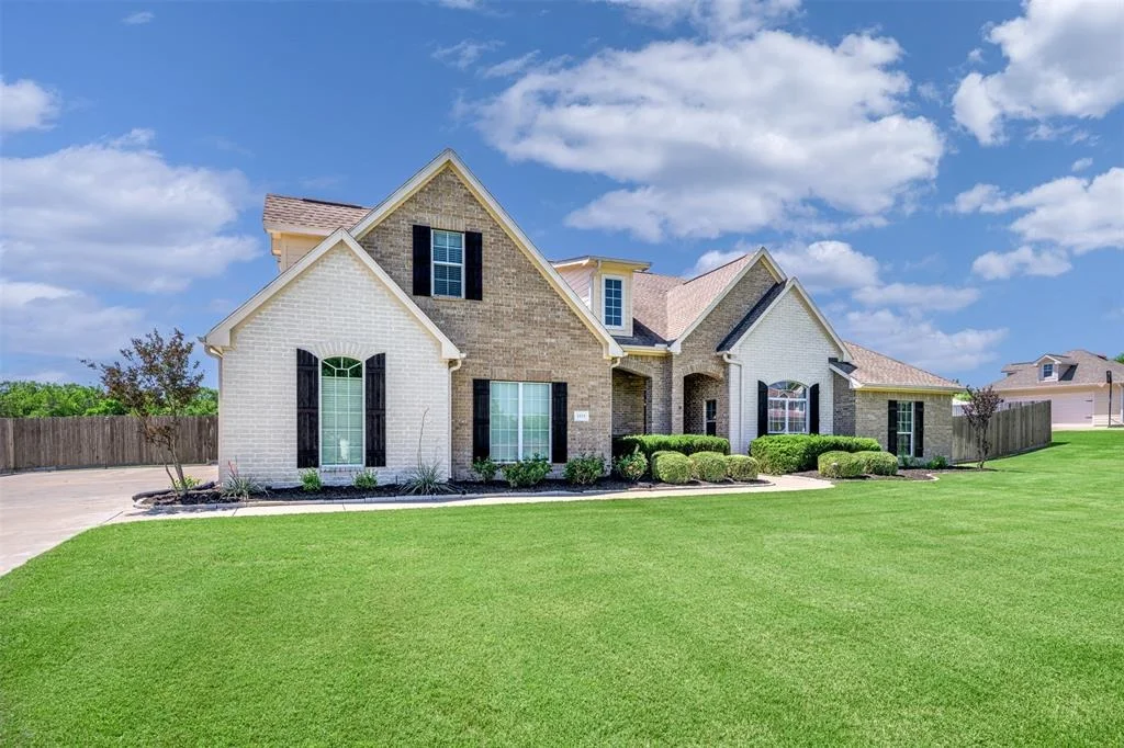 Photo of 3335 Rolling Valley Lane