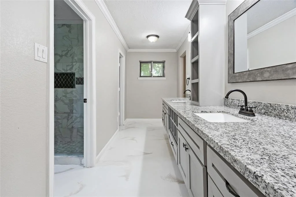 Photo of 570 Roanoke Drive