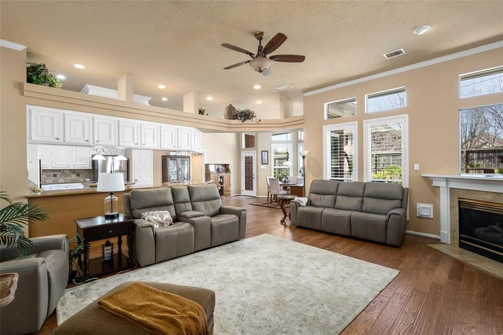 Photo of 5702 Summerfield Lane