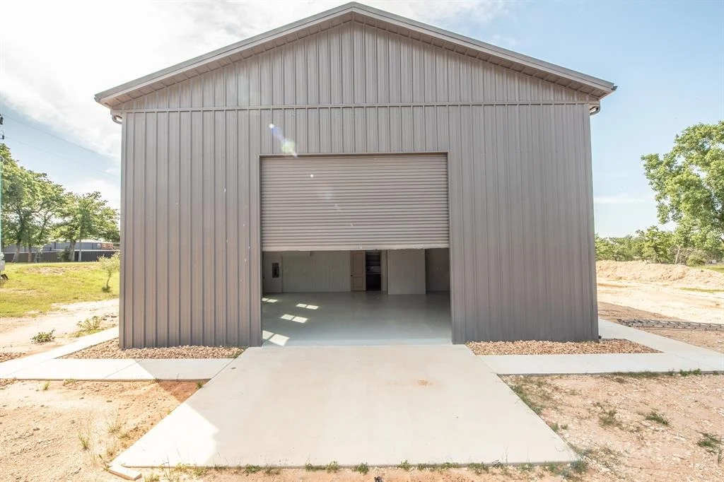 Photo of 103 Whispering Oaks