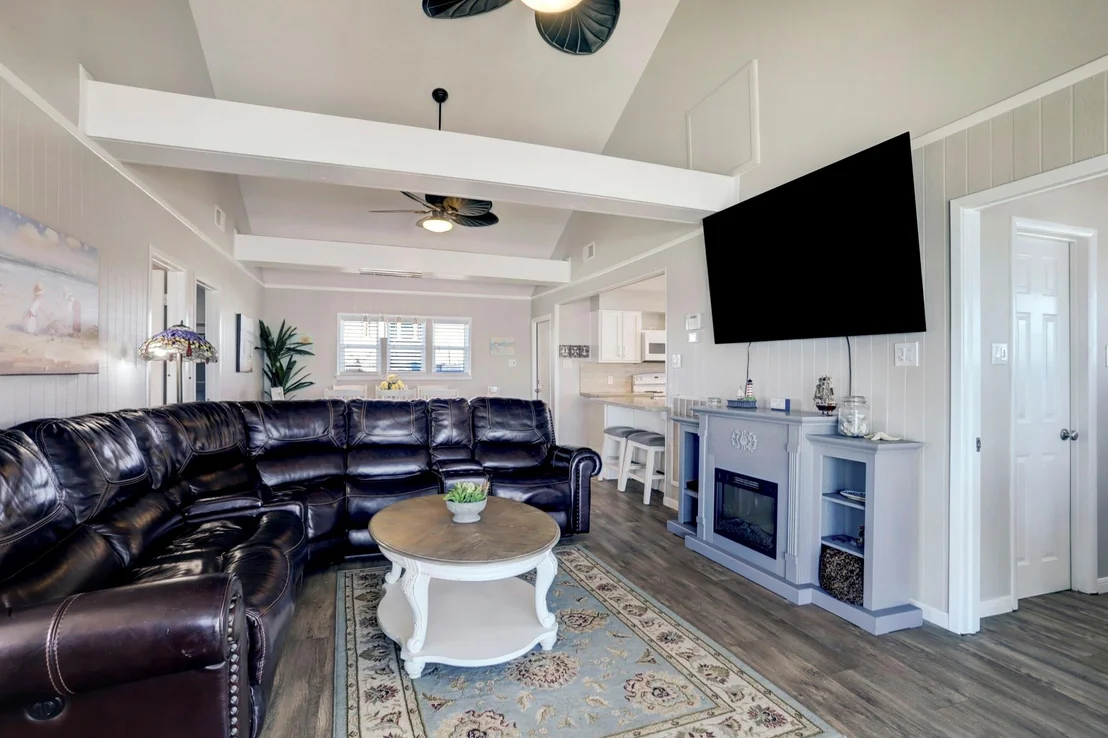Photo of 814 Beach Drive