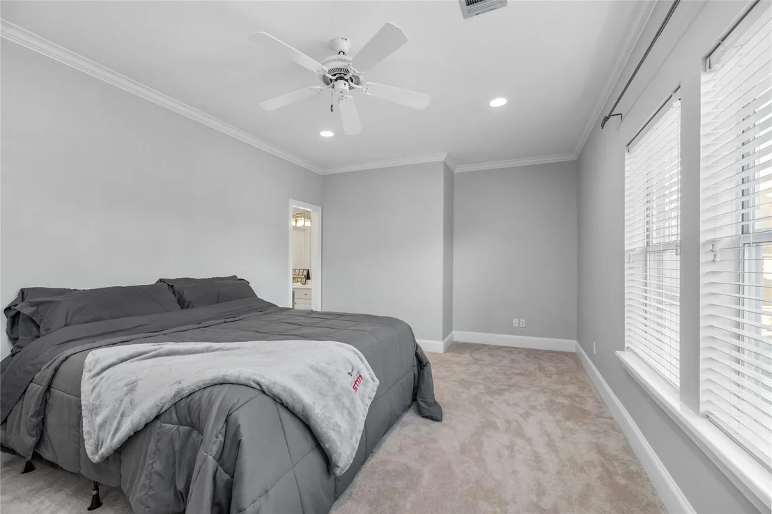 Photo of 16122 Wimbledon Forest Drive
