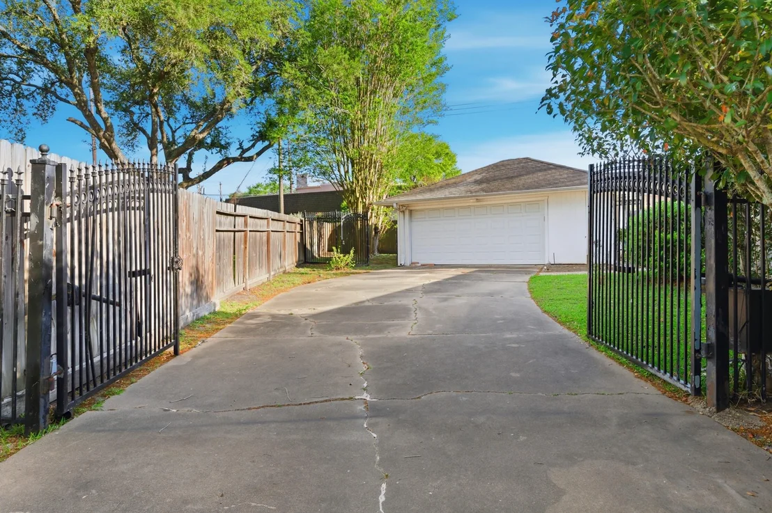 Photo of 942 Brunswick Circle