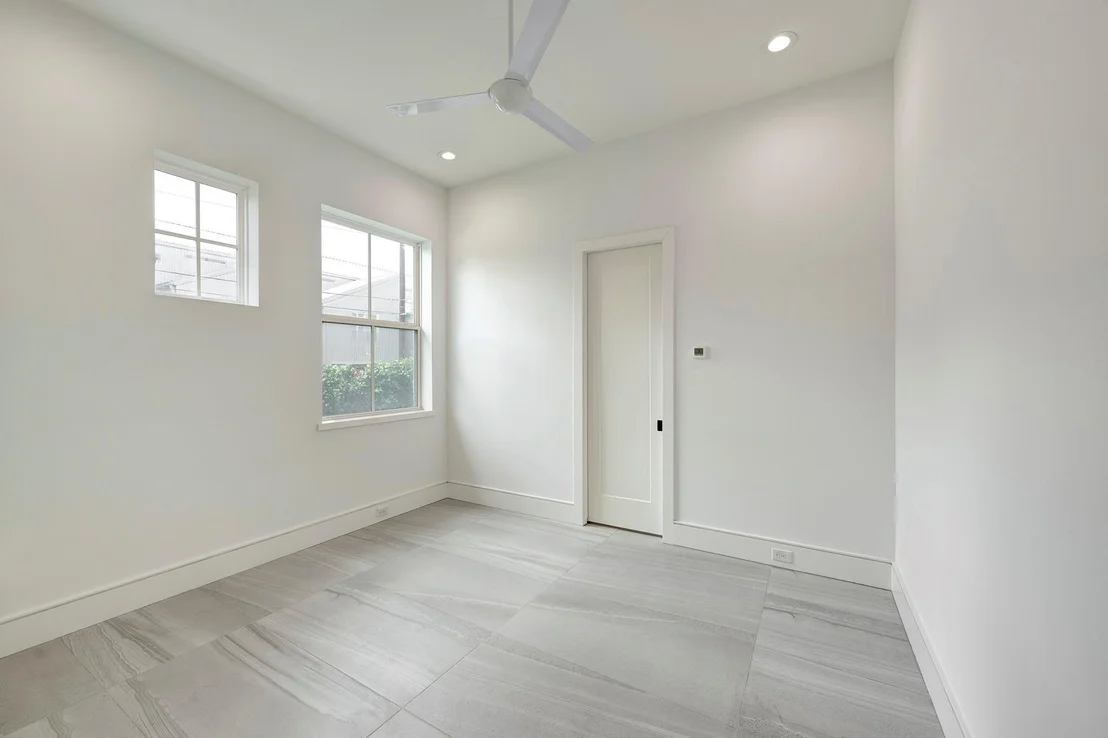 Photo of 802 Detering Street