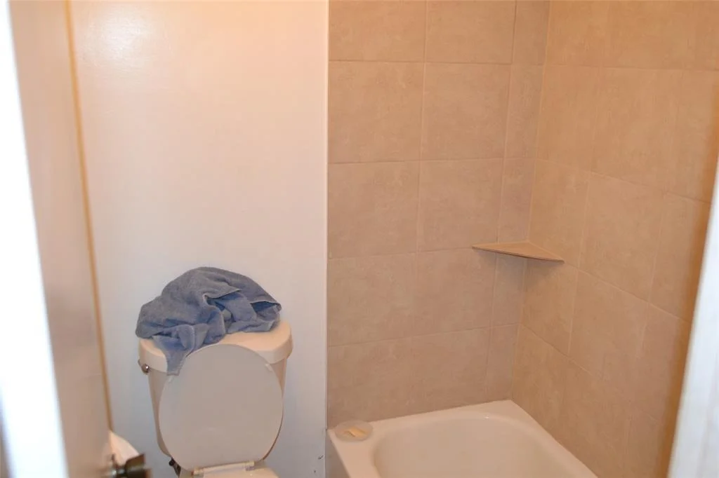 Photo of 16046 Highlander Drive