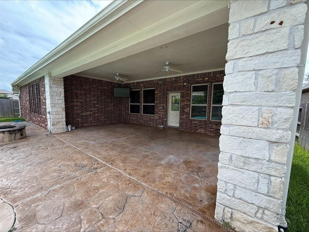 Photo of 19011 Royal Cove Circle