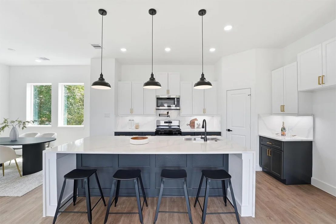 Photo of 3612 Bastrop Street