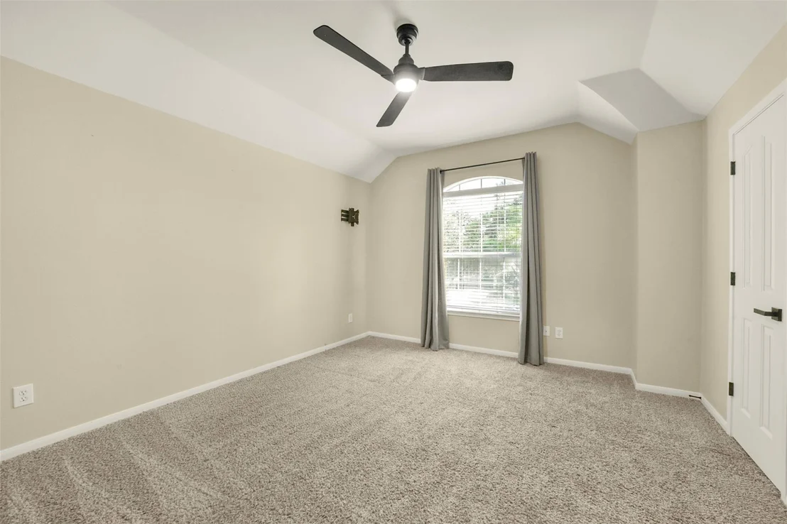 Photo of 15730 Lake Loop Drive