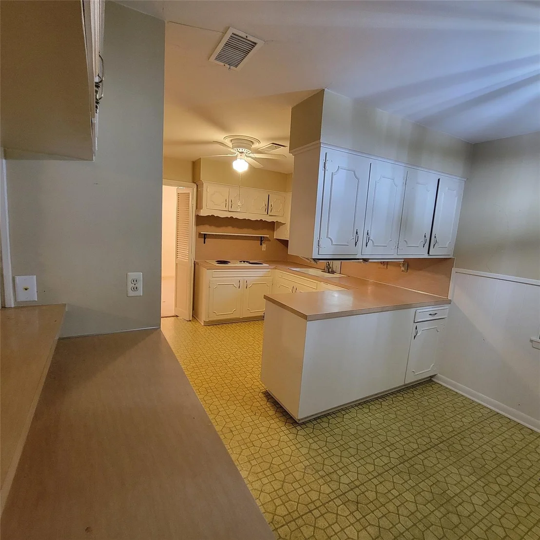 Photo of 5718 Burlinghall Drive