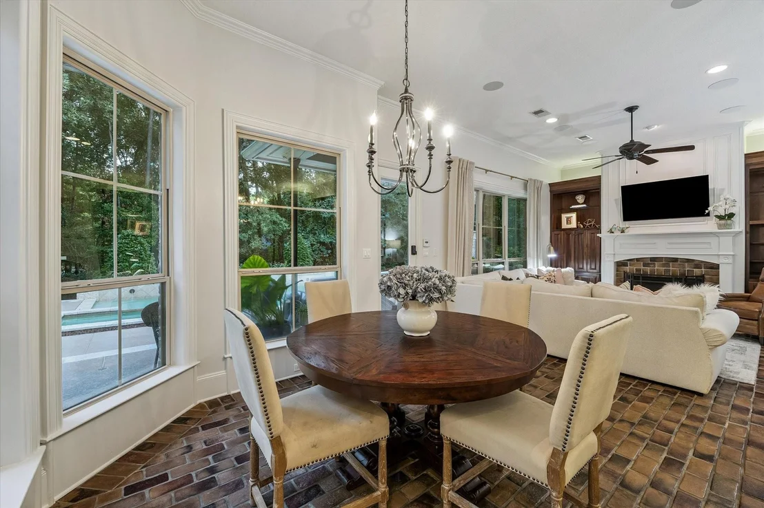Photo of 10290 Paradise Valley Drive