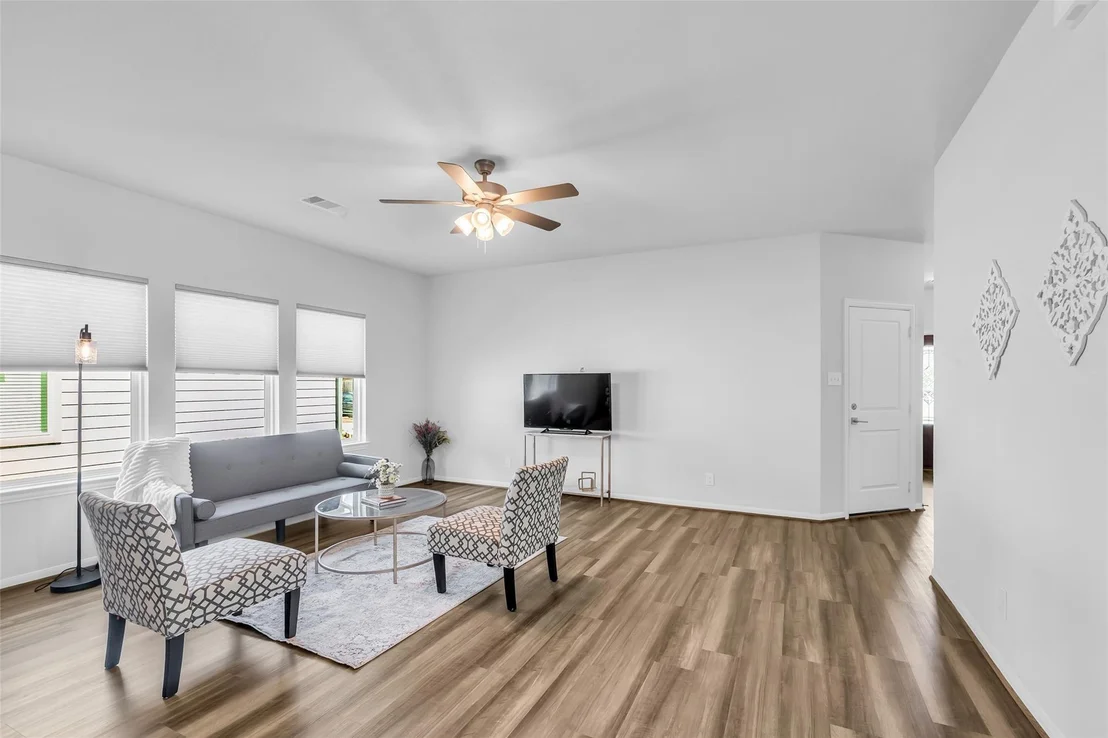 Photo of 1107 Grand Junction Drive