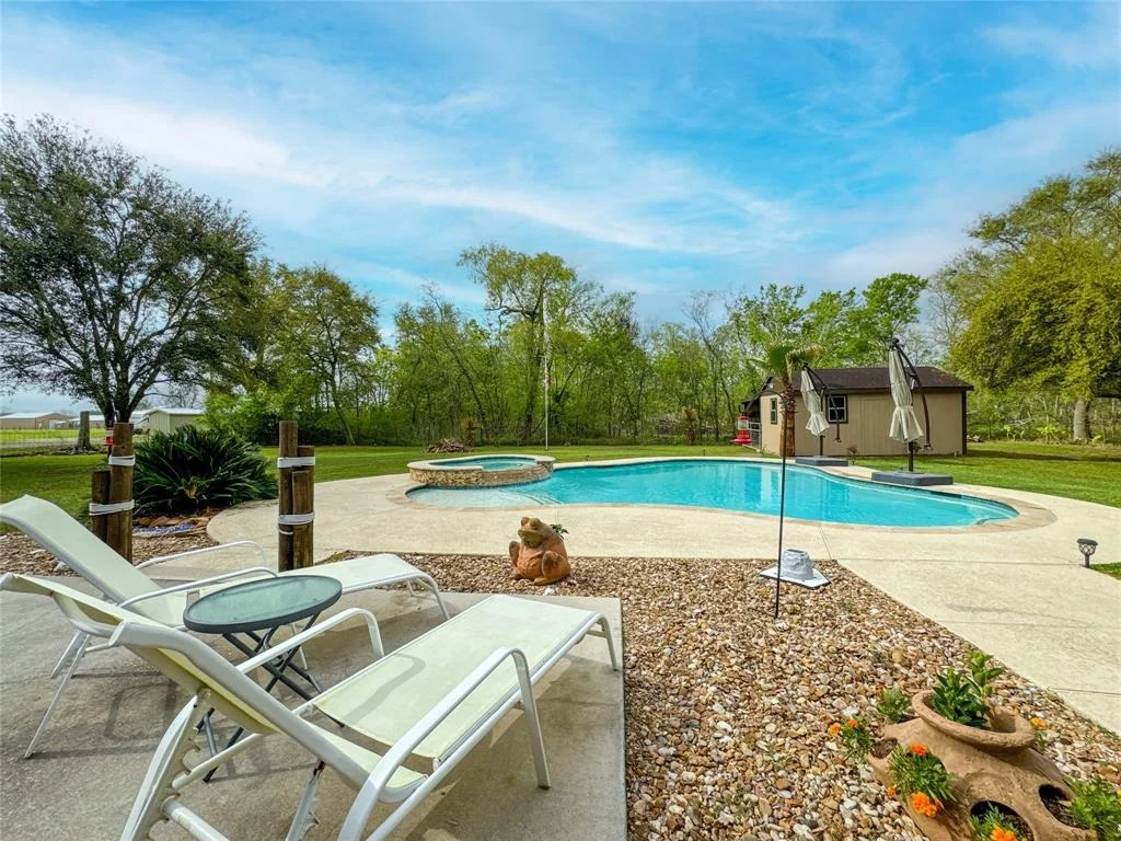 Photo of 15229 Cedar Street
