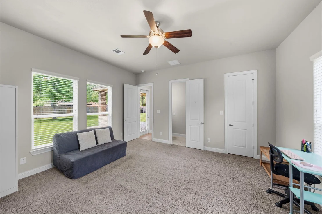 Photo of 24954 Shady Oak Drive