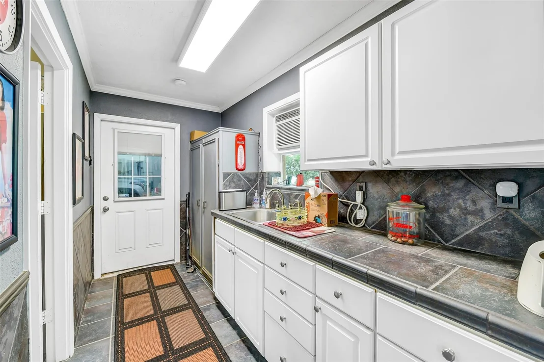 Photo of 13320 County Road 184