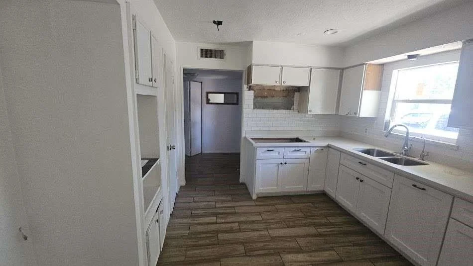Photo of 6815 Moss Oaks Drive