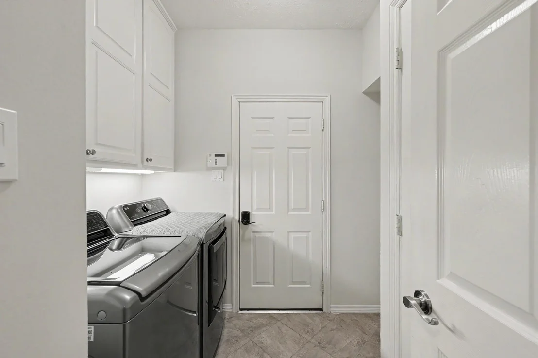 Photo of 22 N Castlegreen Circle