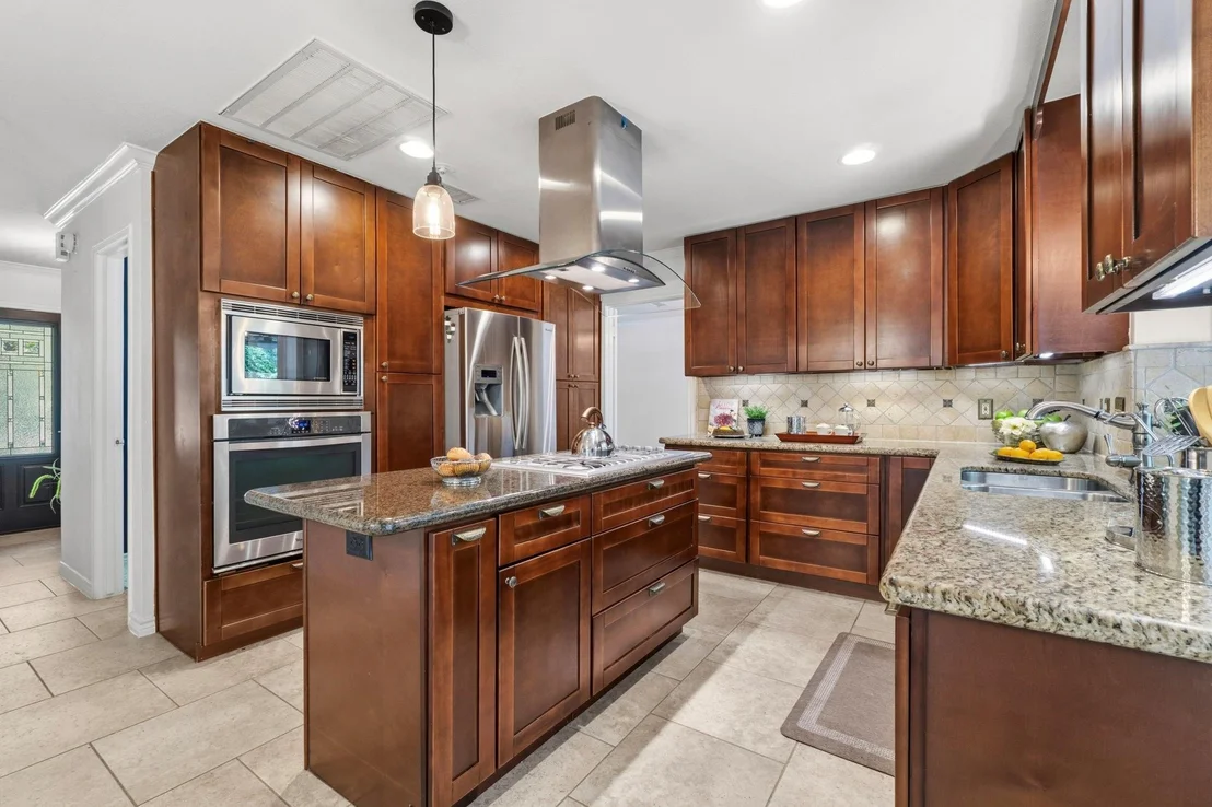 Photo of 11 Thorn Berry Place