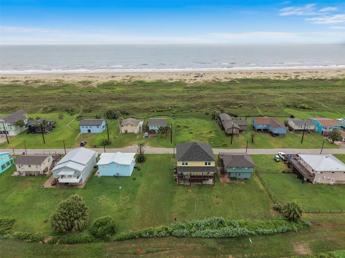 Photo of 521 Beachfront Drive